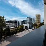 Bright & Spacious - Garage & Balcony * ברטיסלאבה