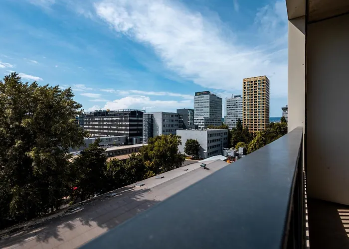 Bright & Spacious - Garage & Balcony * Bratislava